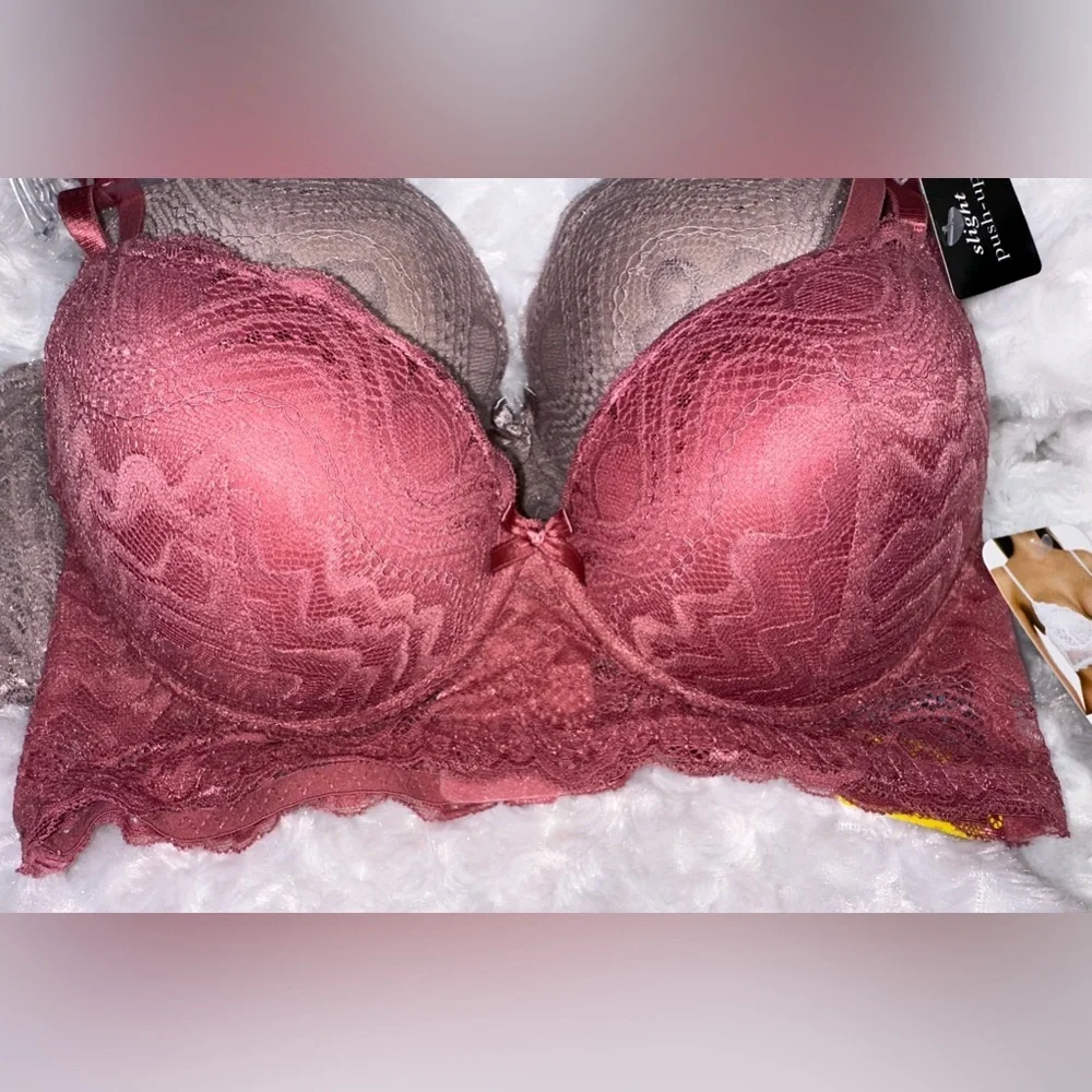 Rene Rofe Womens 3 Set Size 36B‎ Black, Pink, Nude Lace Underwire Bras NWT - Picture 4 of 9
